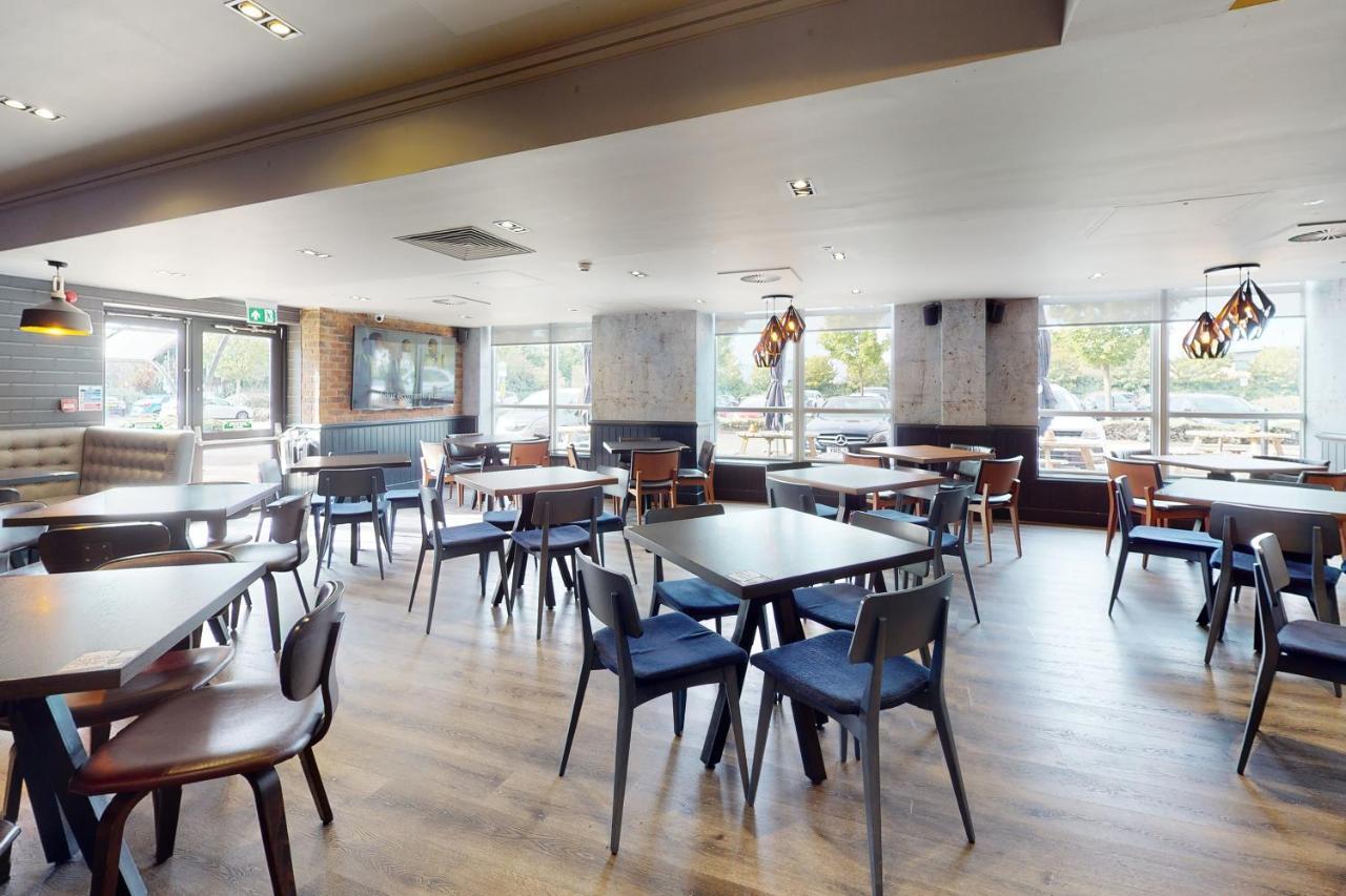 Village Hotel Hull 킹스턴어폰헐 외부 사진