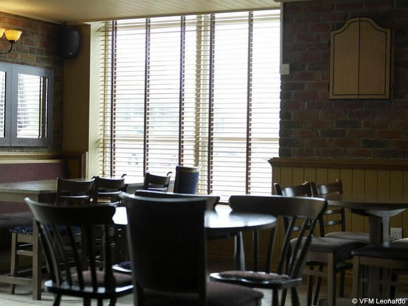 Village Hotel Hull 킹스턴어폰헐 외부 사진