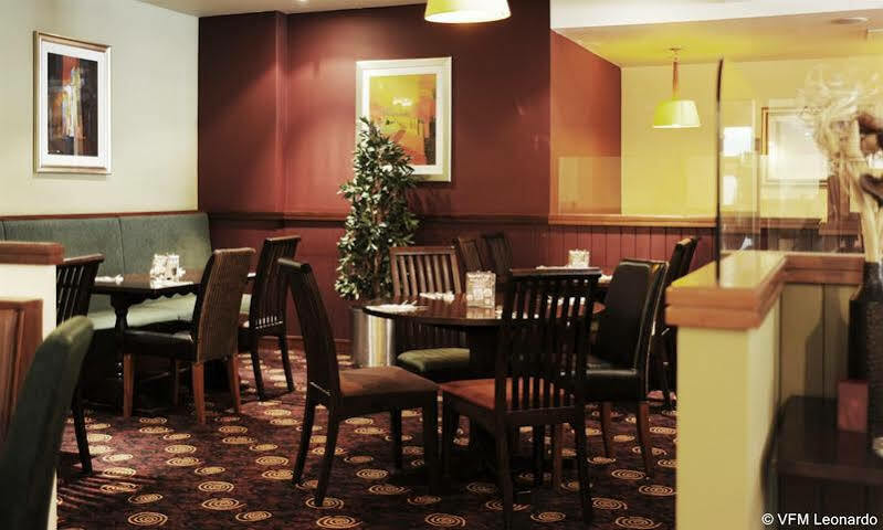 Village Hotel Hull 킹스턴어폰헐 외부 사진